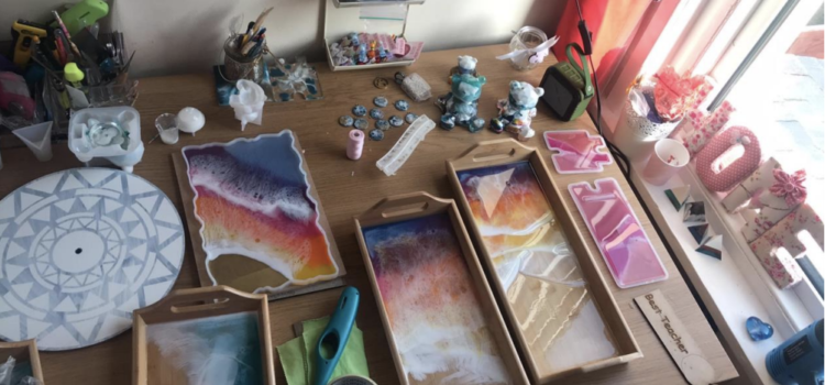 #ChooseToChallenge – Resin Art by Hollie